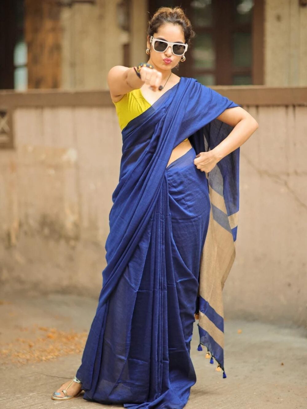 *Best Quality New Khadi cotton Colour Bar saree* - Image 13