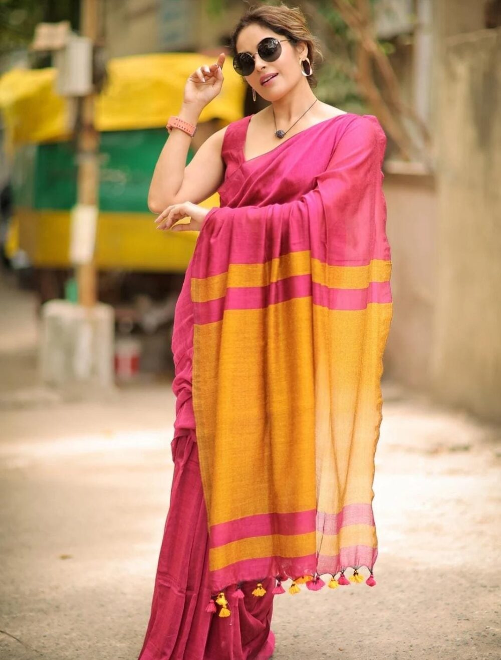 *Best Quality New Khadi cotton Colour Bar saree* - Image 2
