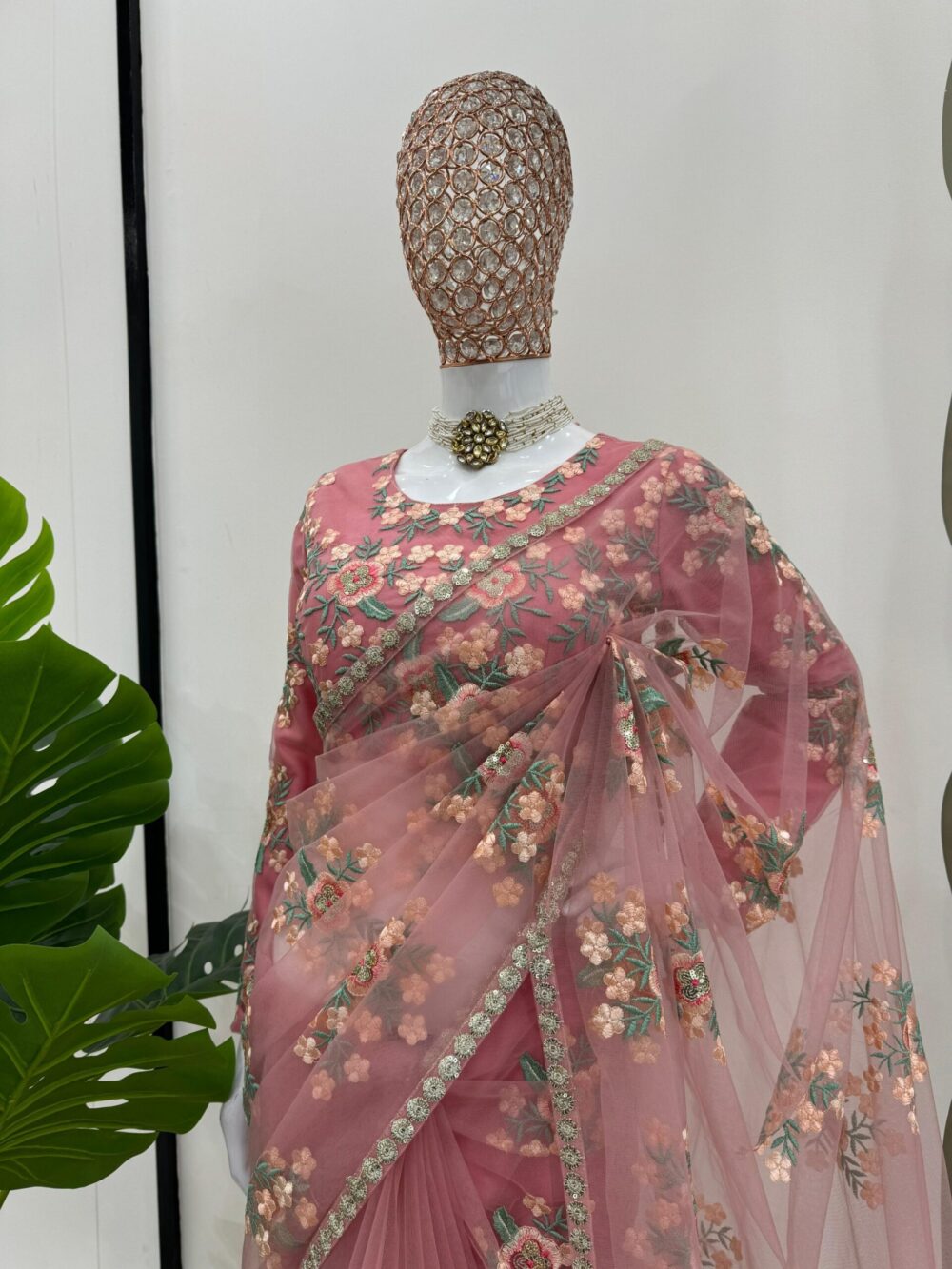 Looking some one for this same colour beautiful Designer Saree on Soft Net Febric with Thred & Sequnce work and blouse on also Soft Net Febric with Thred & Sequnce work. - Image 6